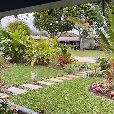 Paradise Gardens-Wilton Manors- Male Only Esterno foto